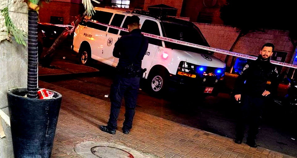 القدس: اصابة شاب بجراح متوسطة خلال شجار بحي جبل المكبر 