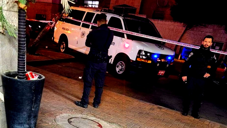 القدس: اصابة شاب بجراح متوسطة خلال شجار بحي جبل المكبر 