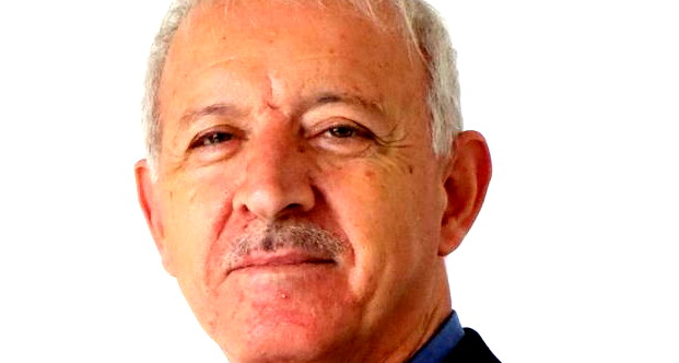 نتنياهو يطلب العفو ليعزز حكمه وخدمةً لأولويات ترامب