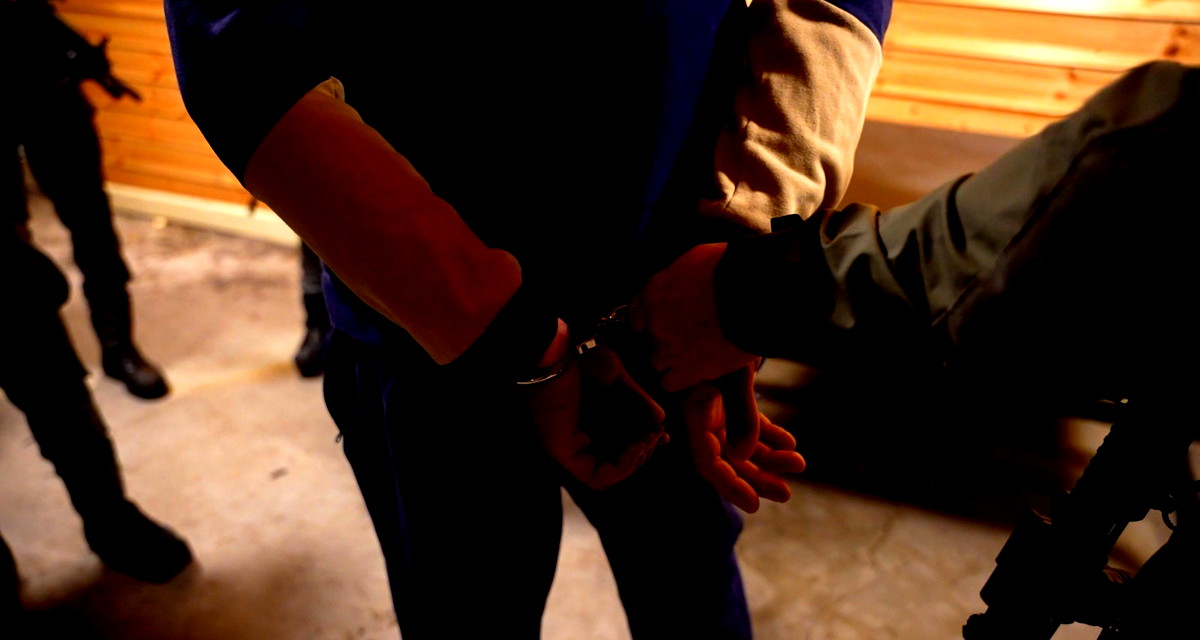 جسر الزرقاء: اتّهام شاب في العشرينيّات من عمره بدهس آخر بشكلٍ متعمّد على خلفية نزاع دار بينهما