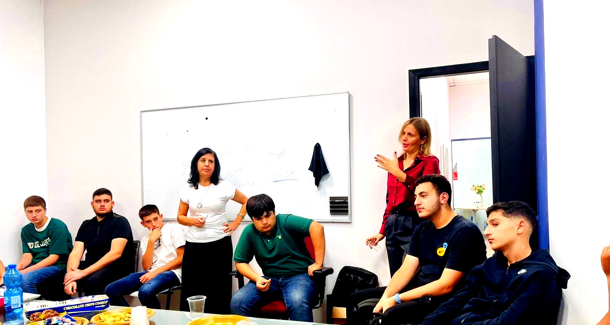 تجربة ريادية هي الأولى من نوعها في مدينة الطيرة: تأسيس برلمان شبيبة حقوقي