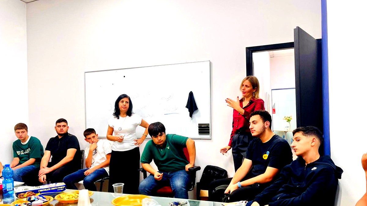 تجربة ريادية هي الأولى من نوعها في مدينة الطيرة: تأسيس برلمان شبيبة حقوقي