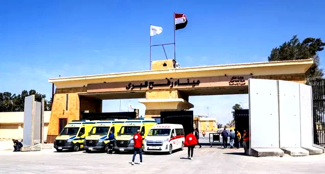 مصادر عبرية: معبر رفح سيفتح في الأيام القادمة في وجه المغادرين من قطاع غزة 