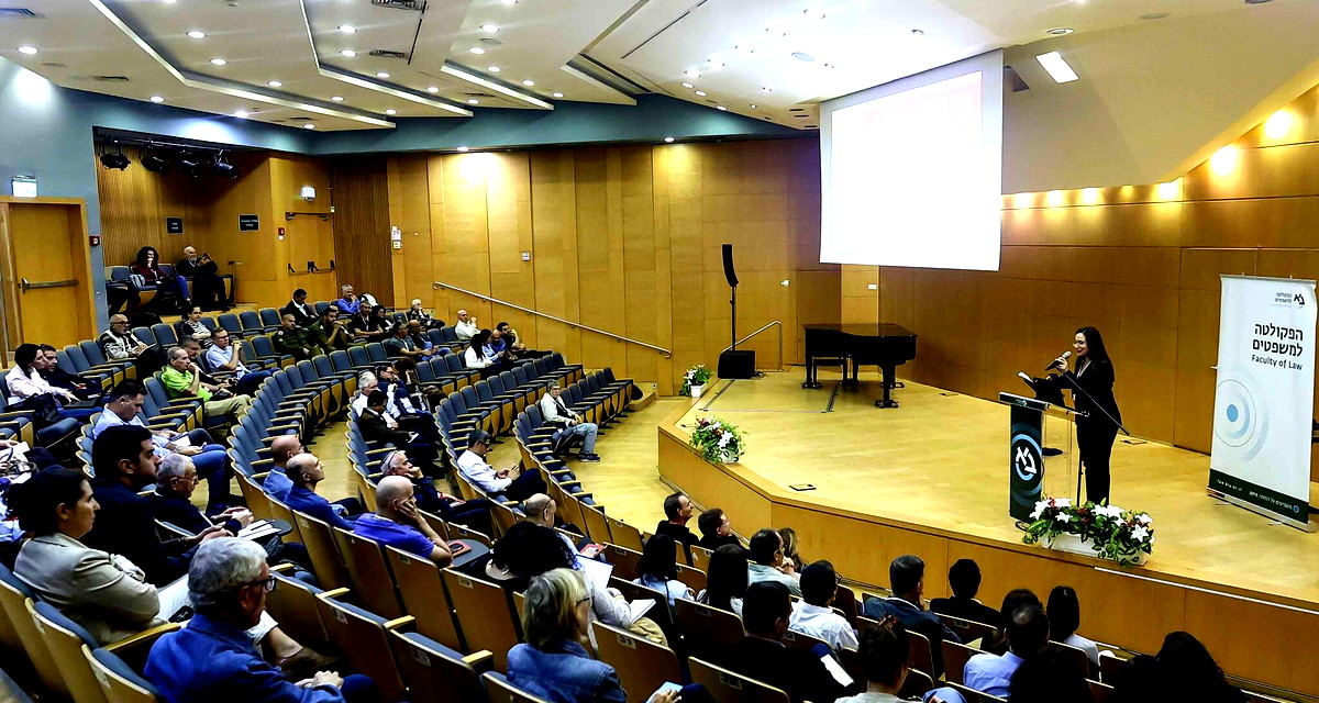 دراسة حديثة تكشف: ارتفاع خطر حوادث العمل بنسبة 23% خلال الحر الشديد.. وزارة العمل تتجه لإقرار "استراحة تبريد" إلزامية 