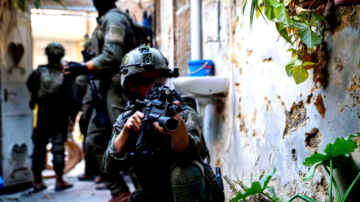 مصادر فلسطينية: اقتحامات متواصلة للقوات الإسرائيلية في عدة مناطق بالضفة الغربية