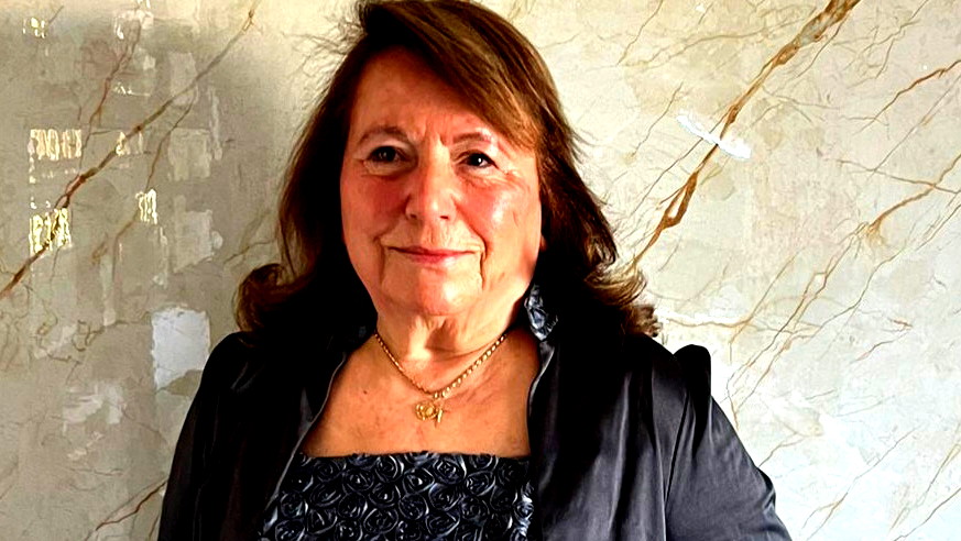 موشحات لِعيد الميلاد- جاءَ للكَوْنِ خَلاص