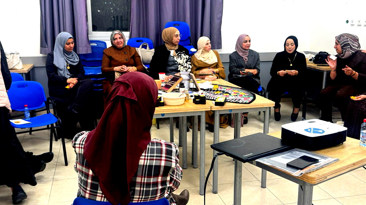 دورة توازن في أم الفحم: تمكين الأمهات بمهارات نفسية وتربوية بدعم قسم الوالدية والأسرة