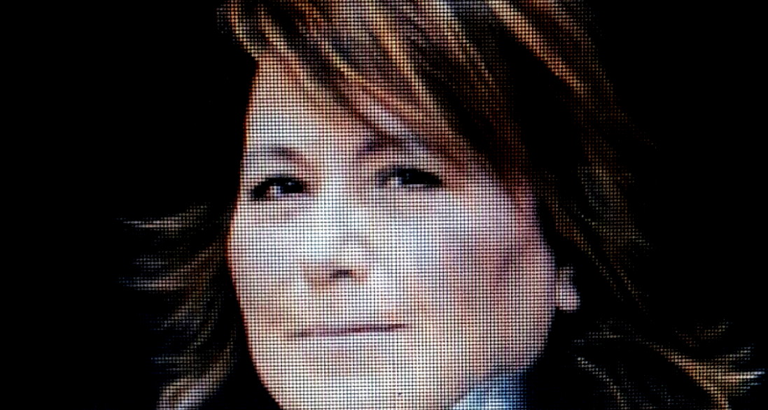 العذراء قِدّيسَة 