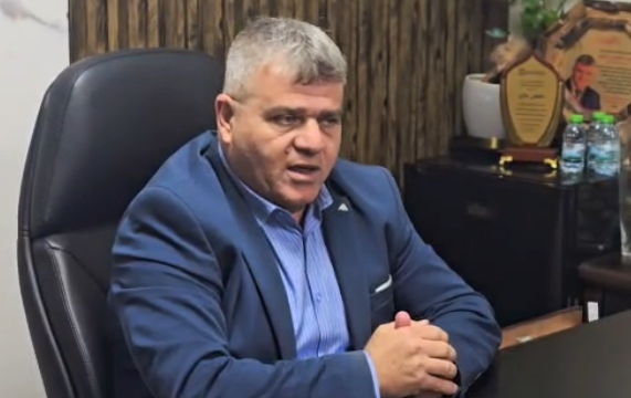 شفاعمرو تعلن إضرابًا شاملًا غدًا بعد استهداف حافلة طلاب