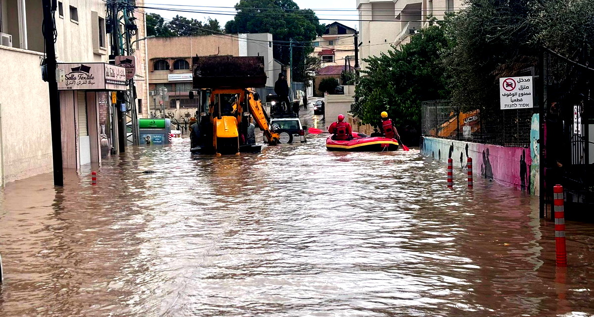  باقة الغربية  - غرق سيارات وشوارع وتخليص عالقين 