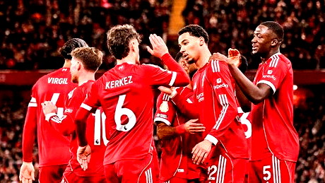 صلاح يترك بصمته في فوز ليفربول على برايتون بثنائية إيكيتيكي