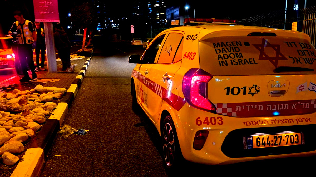 حيفا: إصابة امرأة بجروح خطيرة بحادث دهس