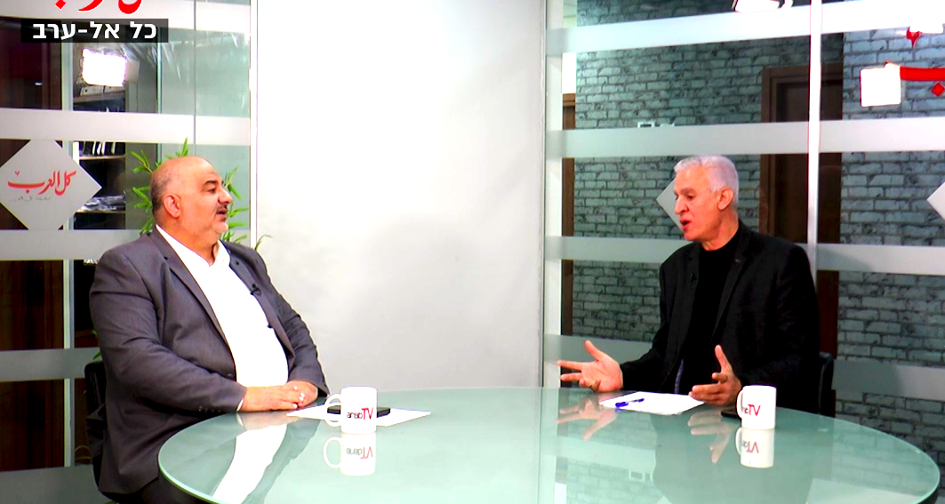 بعد اتهامه بالتنازل عن القضايا الوطنيه مقابل الميزانيات منصور عباس يرد: لا تدفعوني نحو اخراج اوراق التفاوض مع غانتس ولابيد من جعبتي 