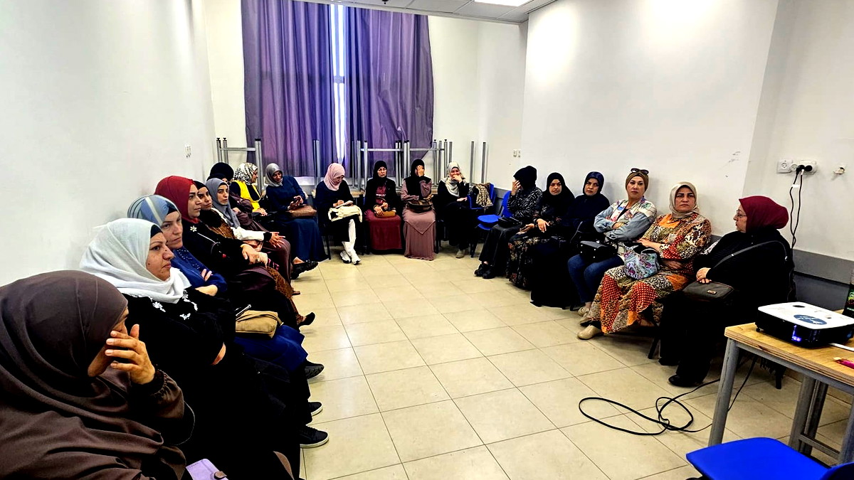 انطلاق دورة القيادة النسائية الجماهيرية في المركز الجماهيري أم الفحم