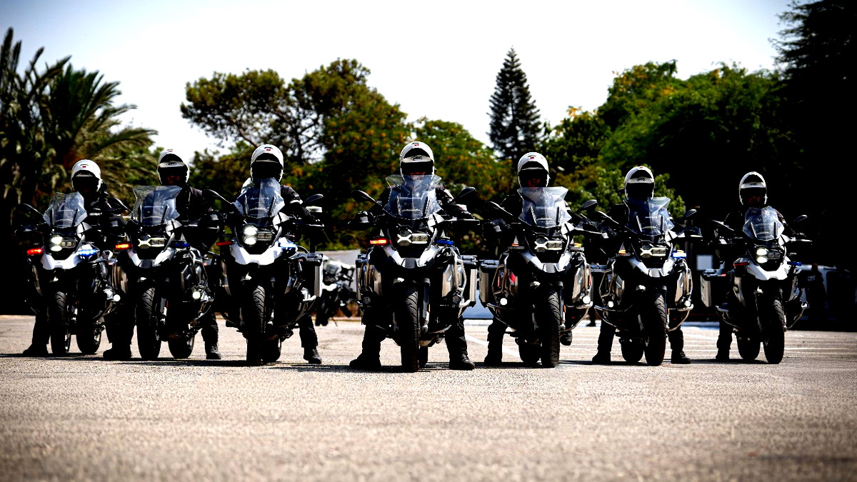 الشرطة: حملة مرورية واسعة غدًا الأربعاء لضبط المخالفات الخطرة في كافة أرجاء البلاد