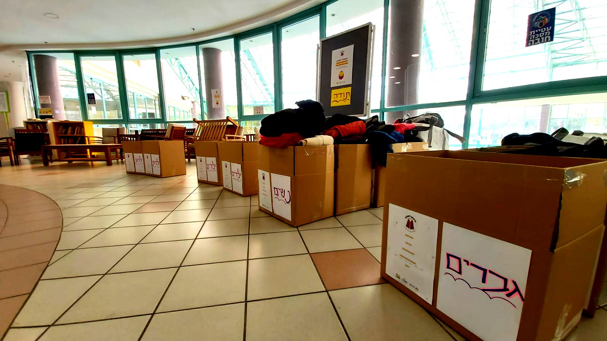  بمشاركة طلاب ومتطوعين: جمعية الروح الطيبة تبث الدفء في قلوب العائلات العربية للعام الثاني عبر مبادرة "عناق الشتاء"