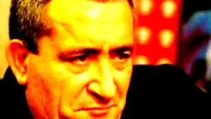 "مثقف عربي" لا يقرأ العربية!