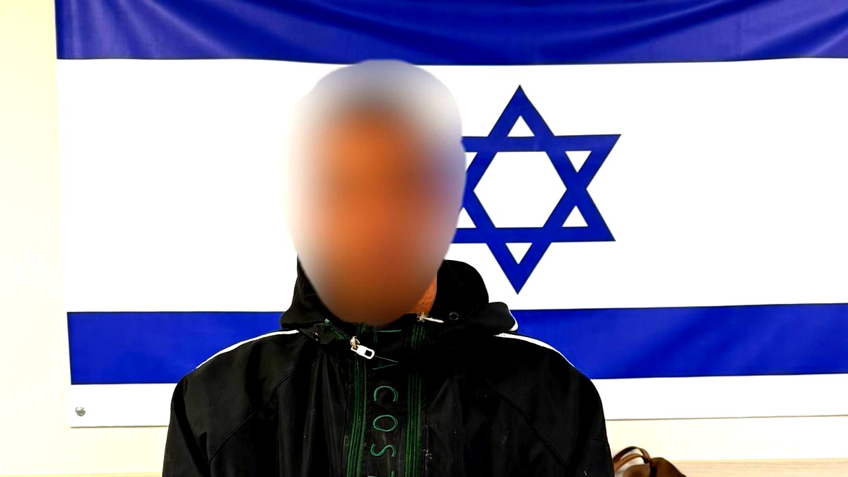 اعتقال شاب من القدس كان يرقص بفرح على دورية للشرطة 