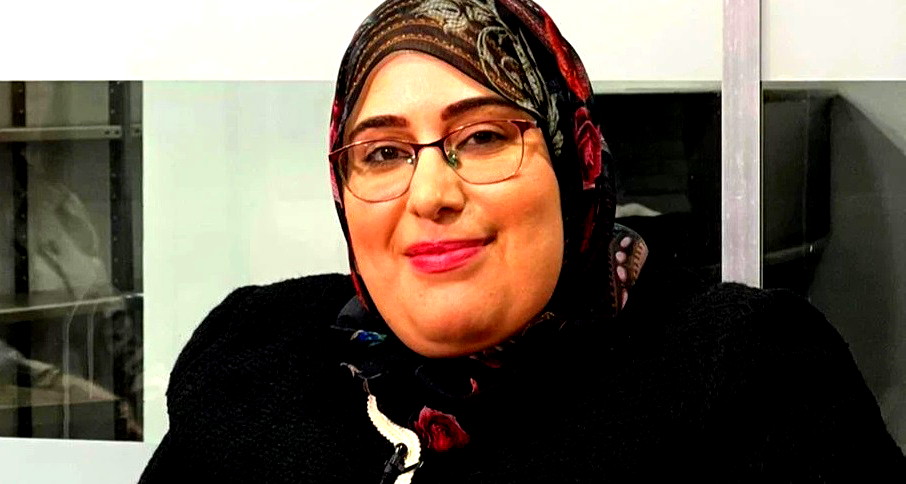 arabTV| برنامج "قصة نجاح" يستضيف الباحثة والمحاضرة شروق رياض أبو مُخ... قوة إرادة وألم تحوّل إلى أمل 