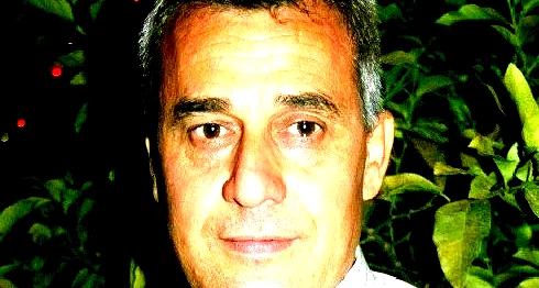 حين يقفُ العدل وحيدًا