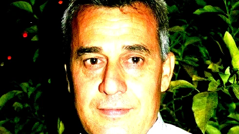 حين يقفُ العدل وحيدًا