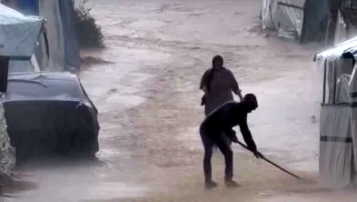 مصادر فلسطينية: وفاة طفل جراء البرد في مواصي خان يونس جنوبي قطاع غزة