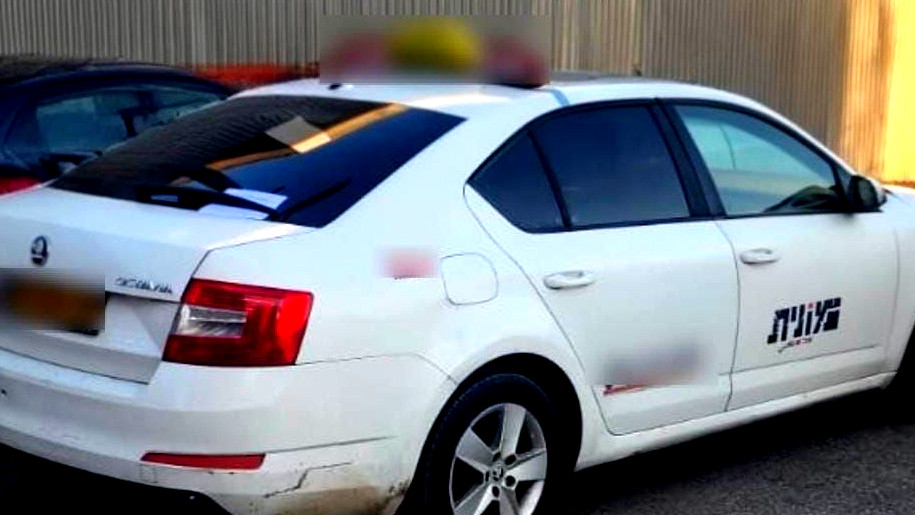 توقيف سائق سيّارة أجرة نقل قاصرين مقيمين بشكل غير قانونيّ