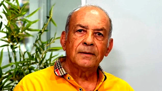 حين يَخون الغرورُ العطاء