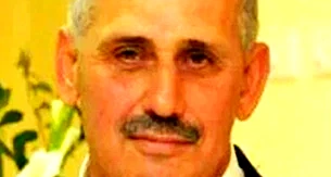 الكنزةُ الحمراء