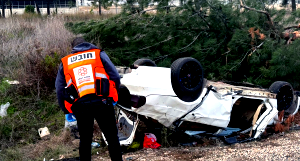 إصابة متوسطة لشاب جرّاء انقلاب مركبته قرب نحف