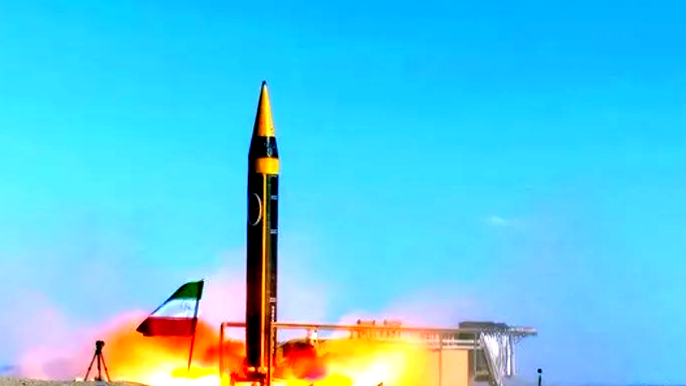 تقرير: إسرائيل تُحذّر إدارة ترامب من أن المناورات الإيرانية قد تكون تمهيداً لهجوم