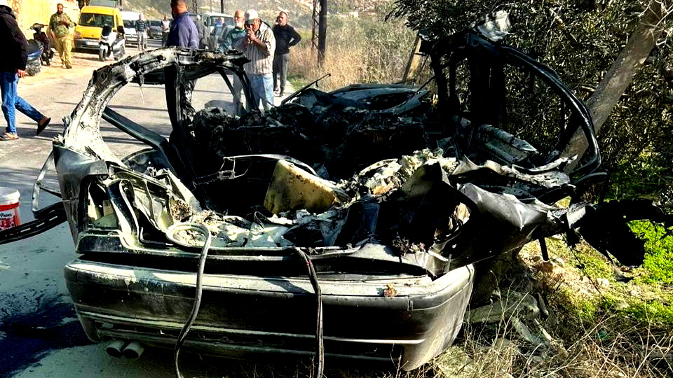 الخروقات تزيد من حدّتها- ثلاث ضحايا بهجوم إسرائيليّ استهدف مركبة بالقرب من بلدة صيدا بالأراضي الجنوبية للبنان