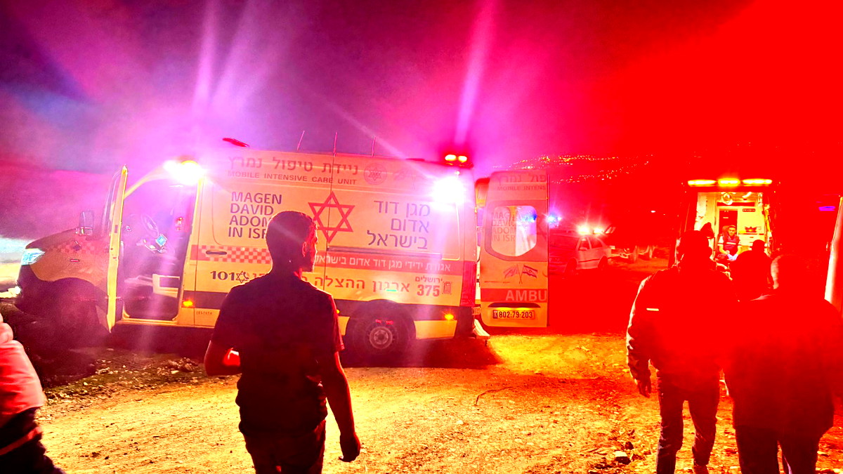 إصابة 5 أشخاص بجراح خطيرة وطفيفة جراء حادث طرق على شارع 437 قرب القدس