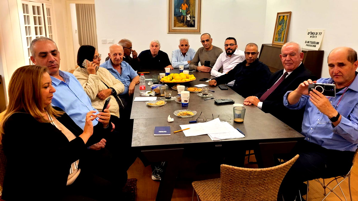 حزب "كل مواطنيها" و"الحزب القومي العربي" يوقعان اتفاق تعاون سياسي لخوض الانتخابات المقبلة للكنيست بقائمة مشتركة