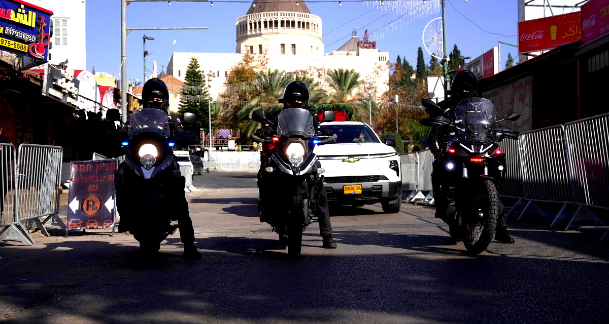 احتجاجاً على تقدم الشرطة لموكبها: مؤسسة "مريم" تنسحب من مسيرة الميلاد في الناصرة