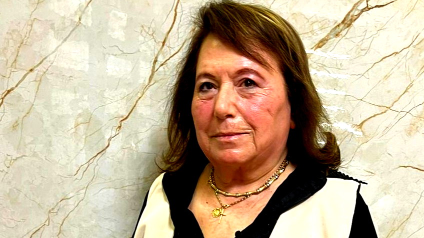 موشحات للمسيح      أَنتَ بَحْرٌ في الحَنان  بقلم : أسماء طنوس المكر