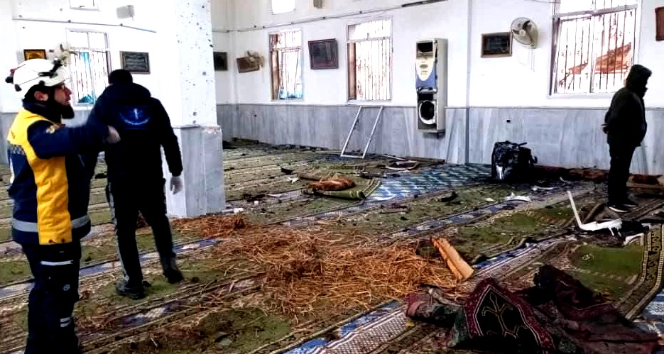 سوريا: انفجار في مسجد بحمص يؤدي إلى مقتل 8 أشخاص وفرض طوق أمني في المكان