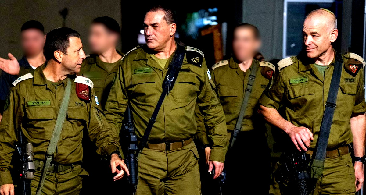 رئيس الأركان من قيادة المركز: تعزيزات عسكرية، هدم منزل المنفذ، وحرب على ظاهرة "المتسللين" 