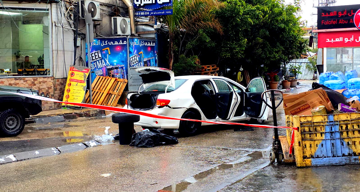 فيديو - اعتقال شاب من بيت حنينا في القدس بشبهة دهس شرطي قرب عطروت 