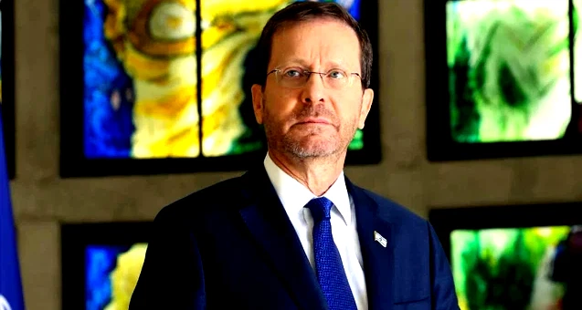 الرئيس هرتسوغ يكذب ترامب: لم يكن هناك أي تواصل بيني وبينه منذ تقديم طلب العفو لنتنياهو