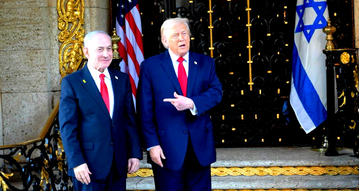 ترامب بعد استقباله نتنياهو في فلوريدا: نعتزم الانتقال إلى المرحلة الثانية من اتفاق غزة وعلى حماس أن تتخلى عن سلاحها