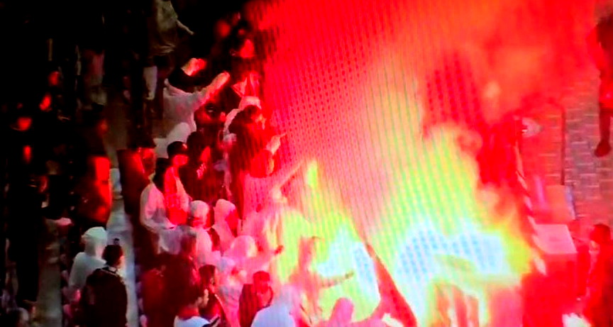 اعتقال 3 مشجعين لهبوعيل حيفا بعد احراق علم سخنين خلال المباراة في استاد سامي عوفر  