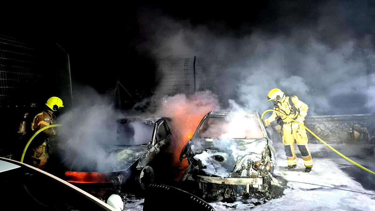 توتر في النقب: بن غفير يصل مرة أخرى إلى ترابين بعد اندلاع حرائق في 5 سيارات بلهافيم