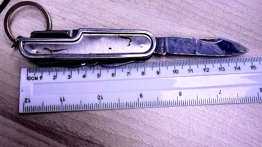 "أنت عربي قذر سأطعنك"... اعتقال شخص (19 عامًا) بشبهة تهديد سائق حافلة في القدس