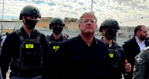 في خطوة دراماتيكية.. المستشارة القضائية تتوجه للعليا: ألزموا نتنياهو بتبرير عدم إقالة بن غفير فوراً