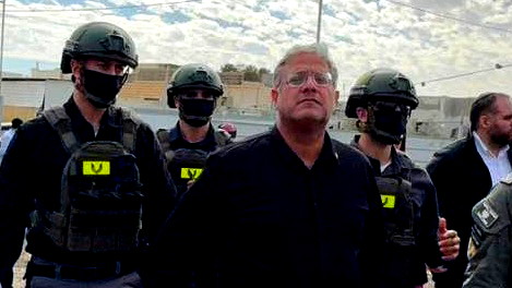 في خطوة دراماتيكية.. المستشارة القضائية تتوجه للعليا: ألزموا نتنياهو بتبرير عدم إقالة بن غفير فوراً