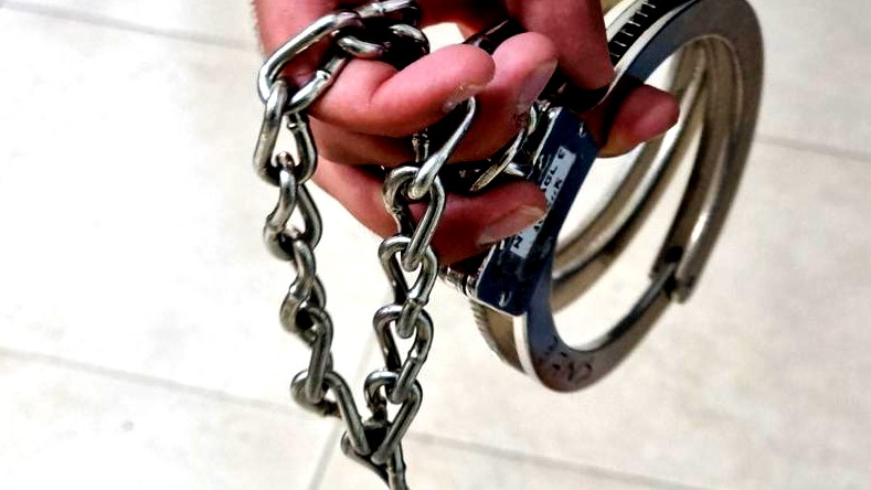 مركز مناهضة العنصرية بعد تخريب مطعم في نتانيا: التحريض يغذي العنف