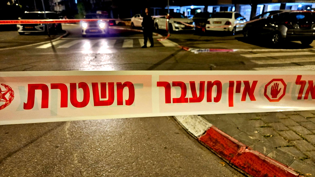 إصابة 3 أشخاص بجراح متوسطة جراء حوادث عنف بأم الفحم وعكا وتل أبيب