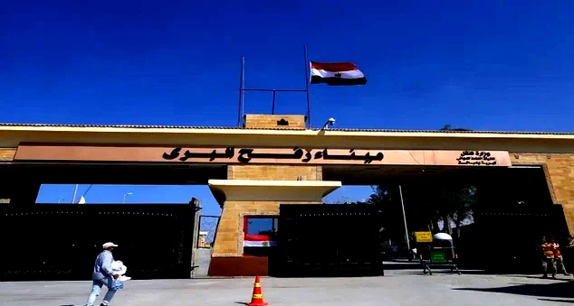 إعلام عبري: ترتيبات أمنية جديدة على الجانب الفلسطيني من معبر رفح تمهيدًا لفتحه 