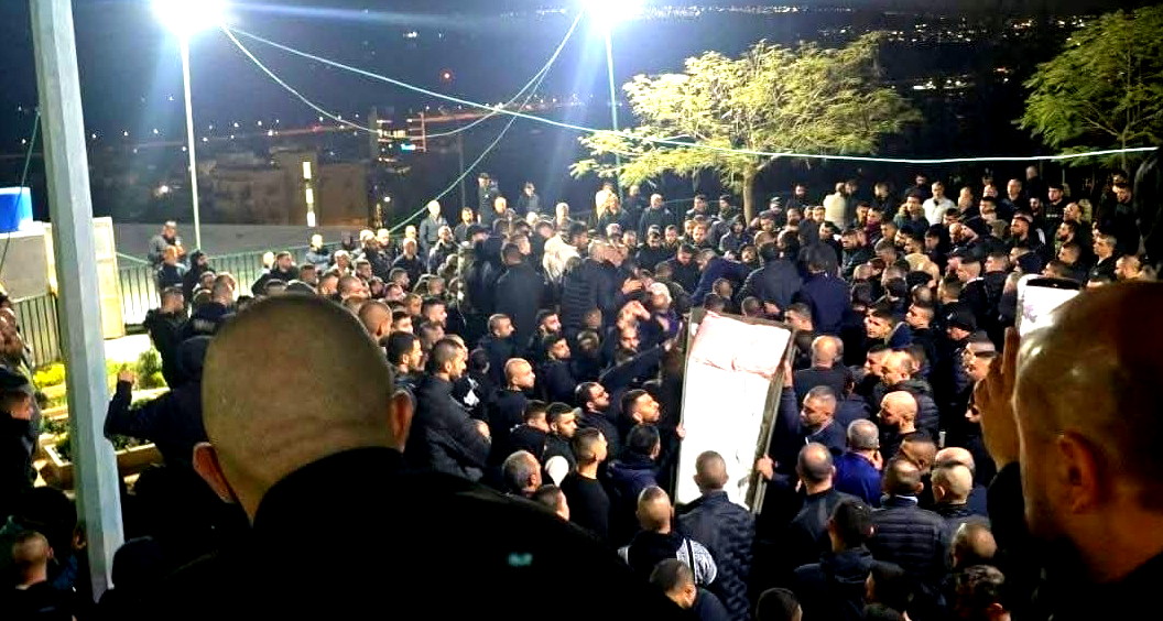 طرعان تودع الأب أدهم نصار وابنه نظيم بعد مقتلهما باطلاق نار في الناصرة